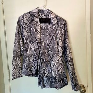 Sexy snake skin pattern suit set size XS